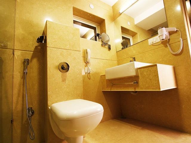Hotel La Capitol Panaji Zewnętrze zdjęcie