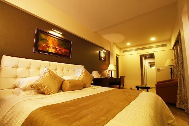 Hotel La Capitol Panaji Zewnętrze zdjęcie