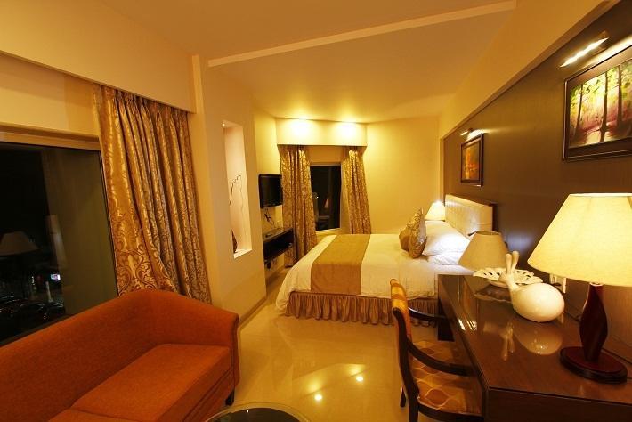 Hotel La Capitol Panaji Zewnętrze zdjęcie